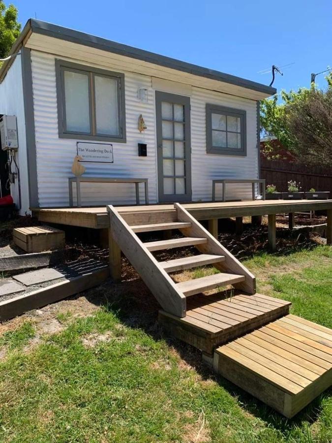 The Wandering Duck - Heritage Tiny House Strahan Bagian luar foto